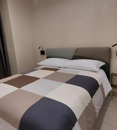 Plaza Mini House *