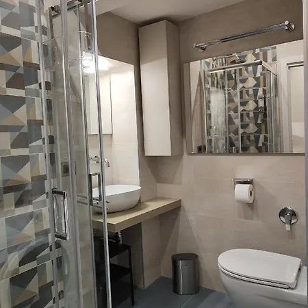 Plaza Mini House * Nápoly